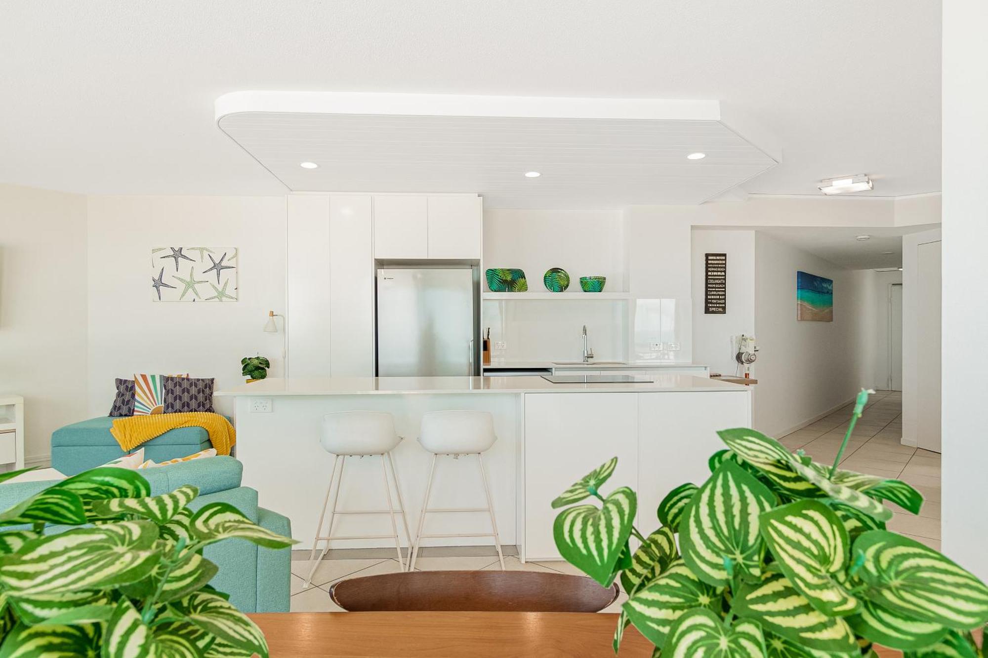 Oceanside Resort - Absolute Beachfront Apartments Gold Coast Exterior foto